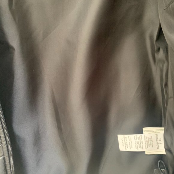 Hudson's Bay team canada vest - Picture 3 of 5